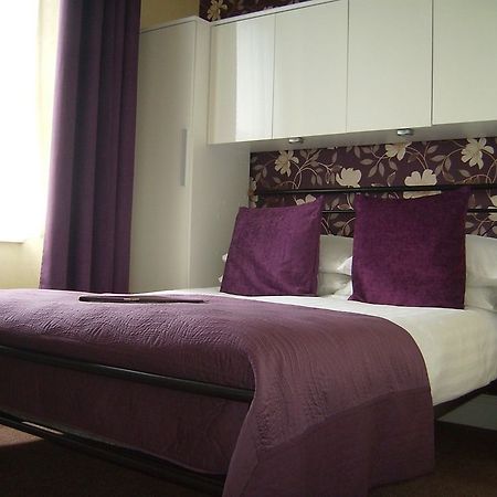 Langdon Villa Guest House Тенби Экстерьер фото
