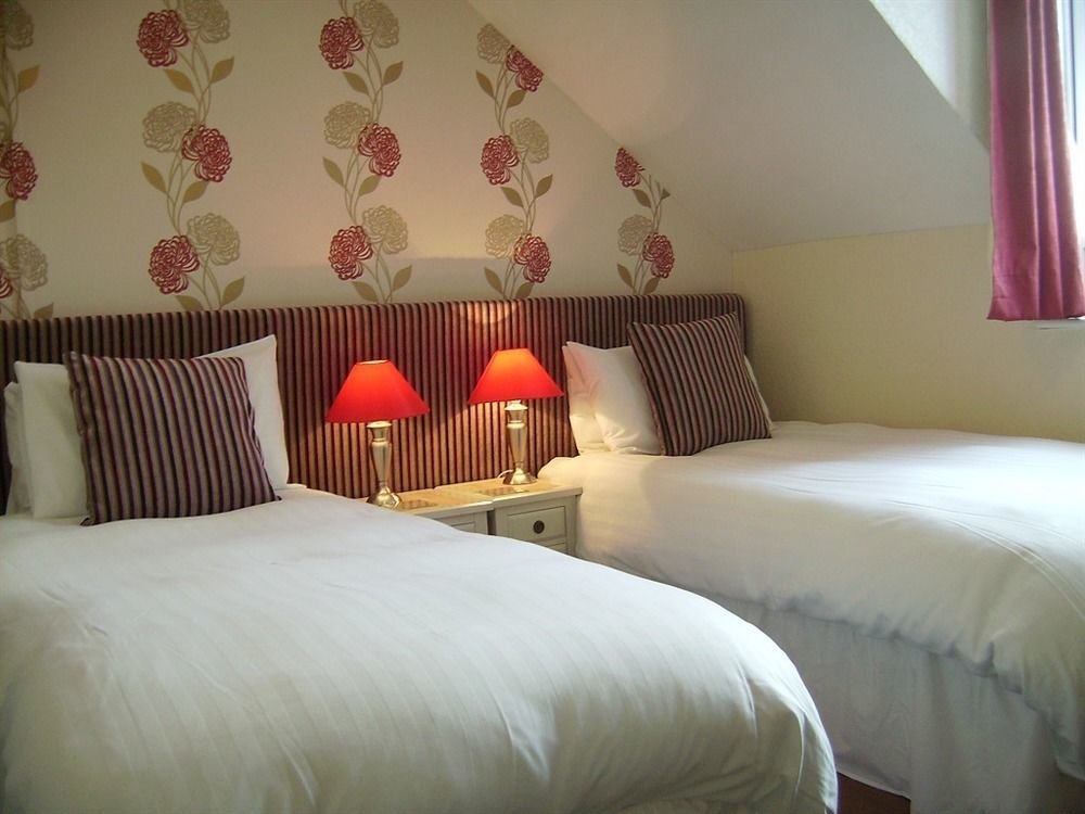 Langdon Villa Guest House Тенби Экстерьер фото
